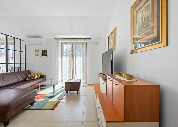 Awesome In Apartman Murter